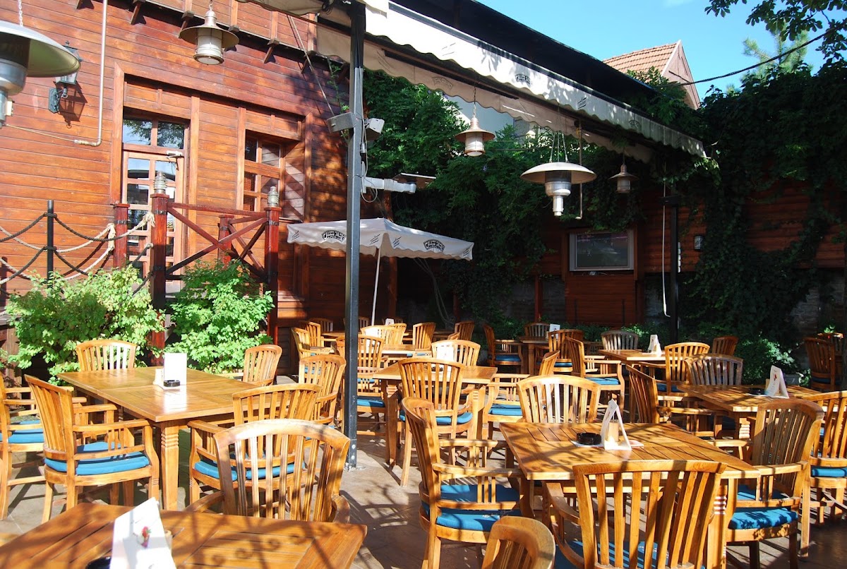 Calico Jack Pub