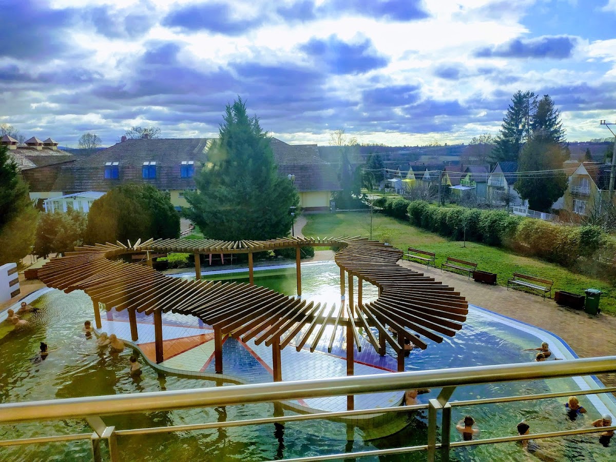 Gunaras Resort Spa Hotel