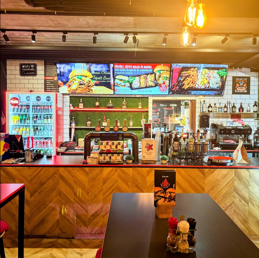 Rednekk BBQ&BAR