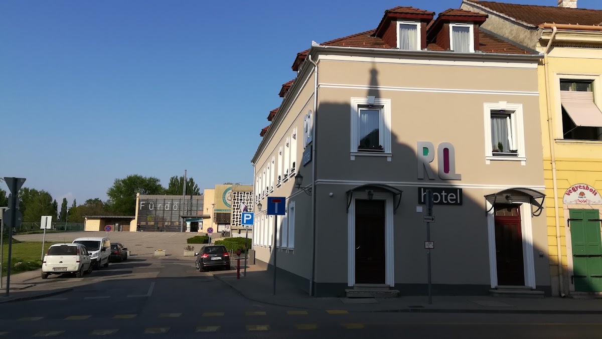 RQ Boutique & Unique Hotel