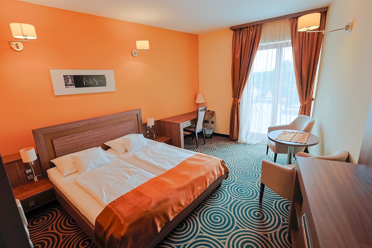 Sándor Hotel