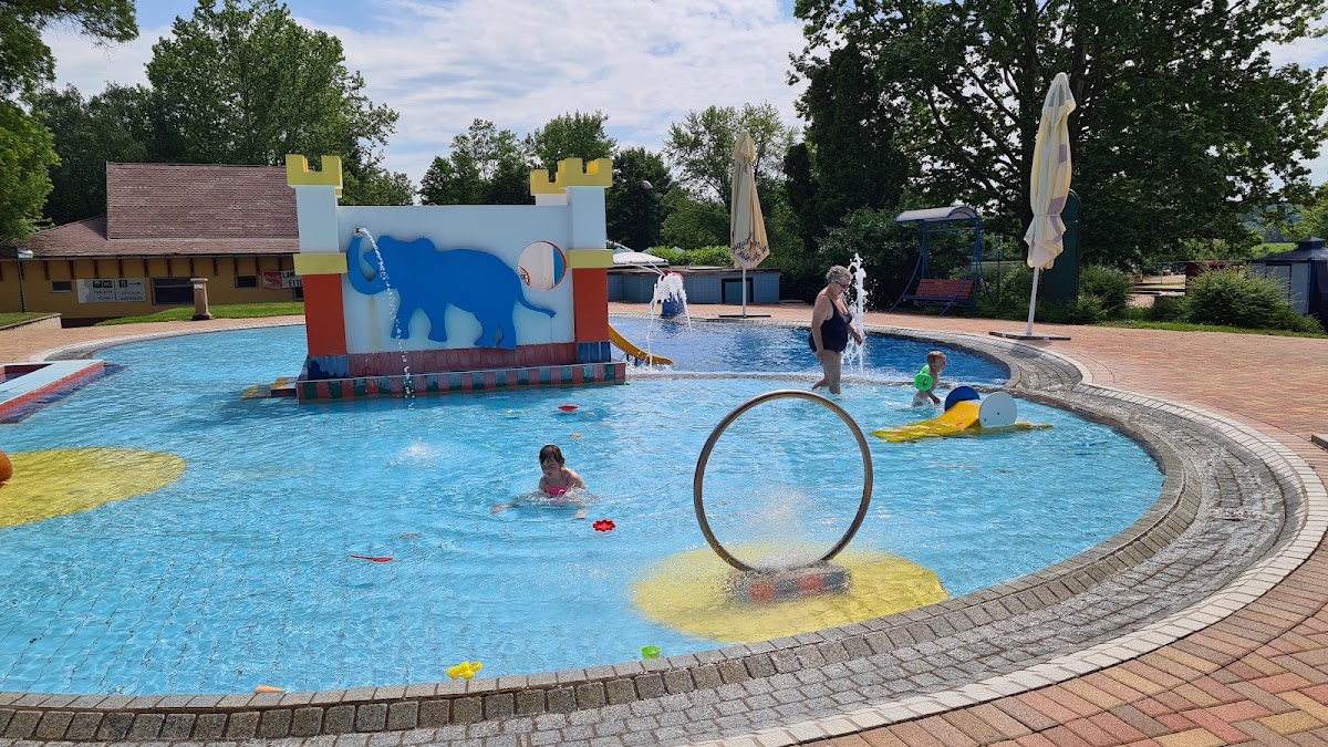 Gunaras Resort Spa Hotel