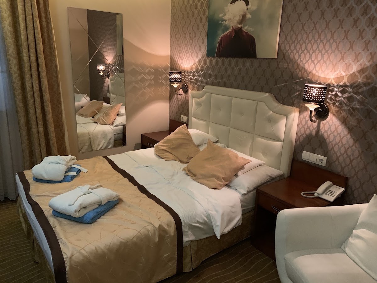 Golden Ball Club Hotel & Fitness