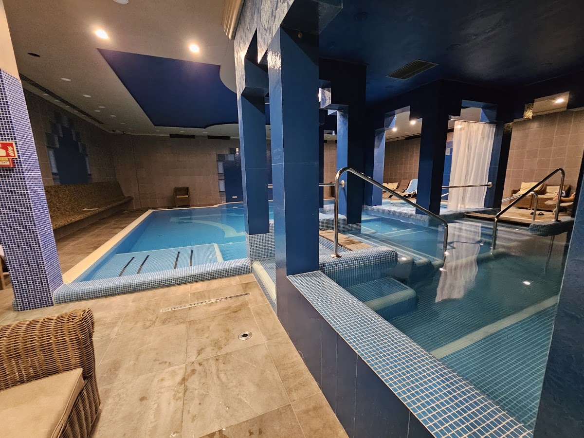 Golden Ball Club Hotel & Fitness