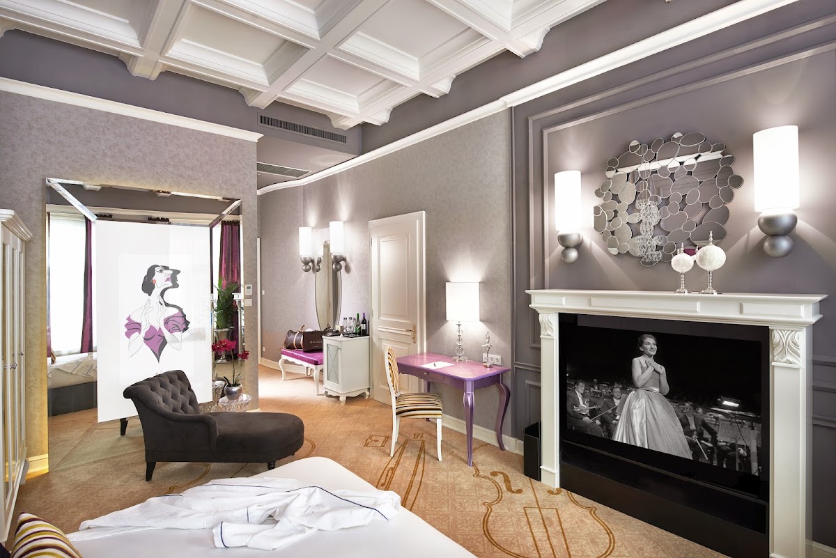 Aria Hotel Budapest by Library Hotel Collection