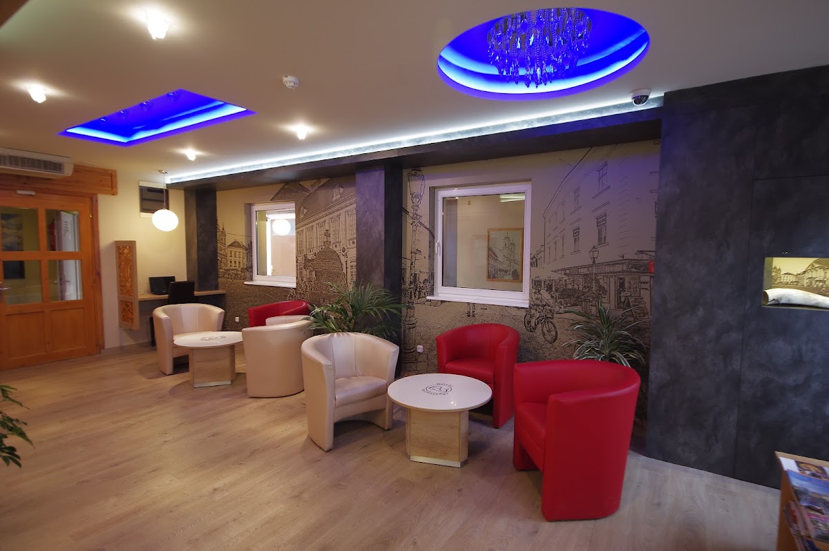 Hunting Horn Hotel