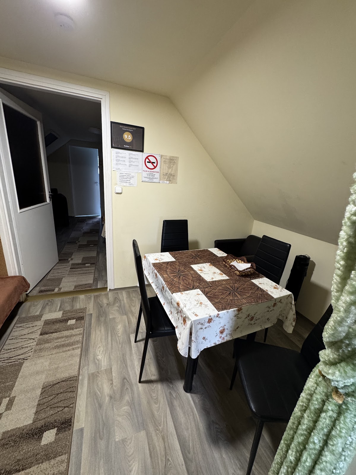 Ruttkai Guest House