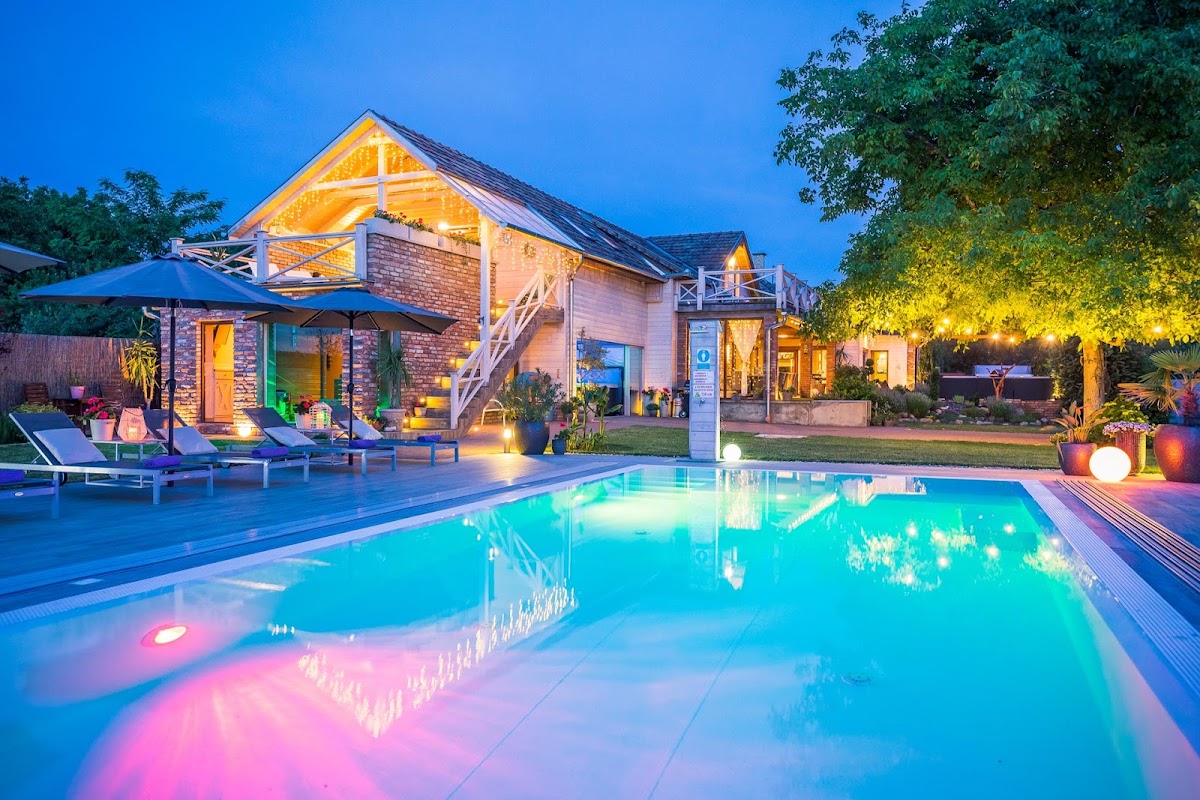 VillaFarm Resort