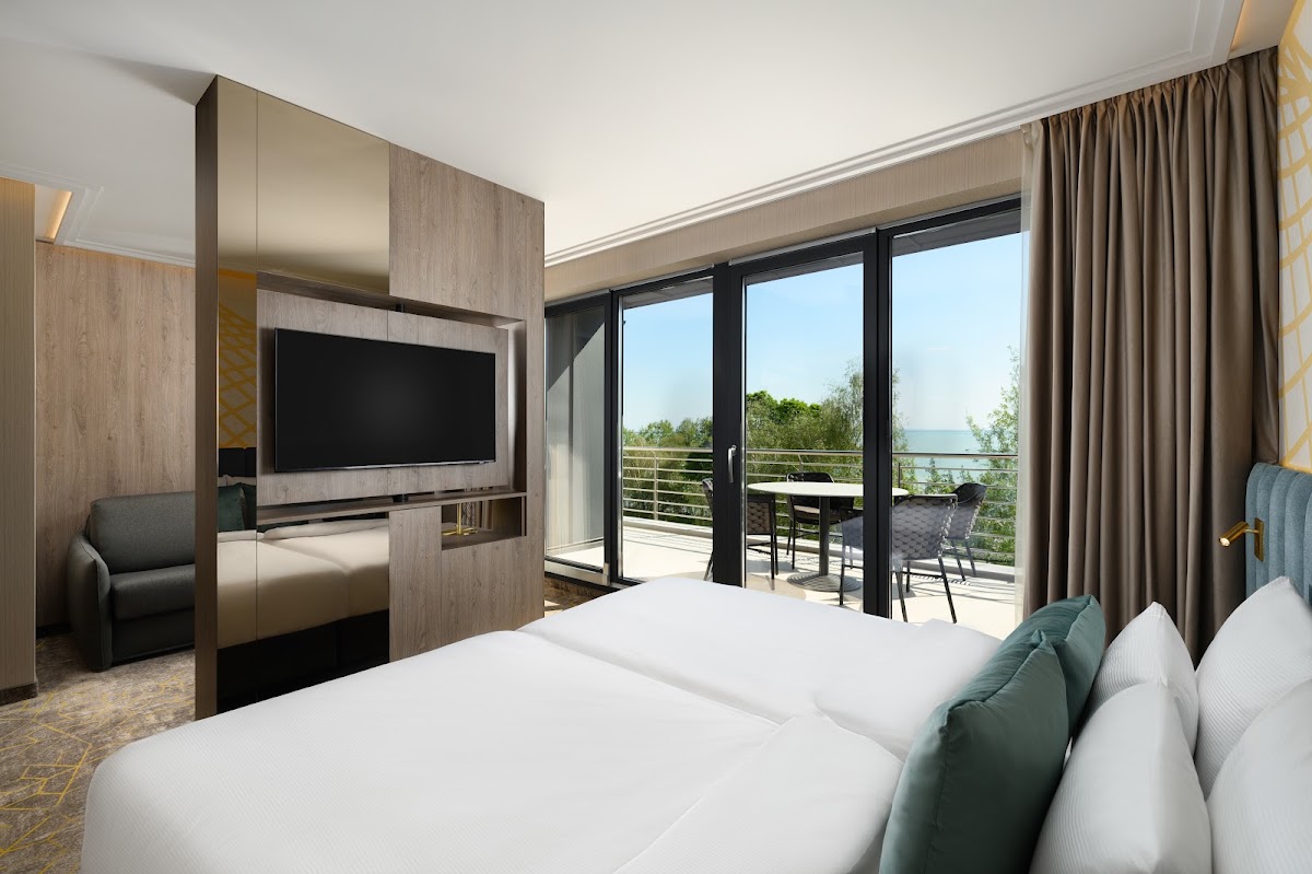 Kenese Bay Garden Resort & Conference