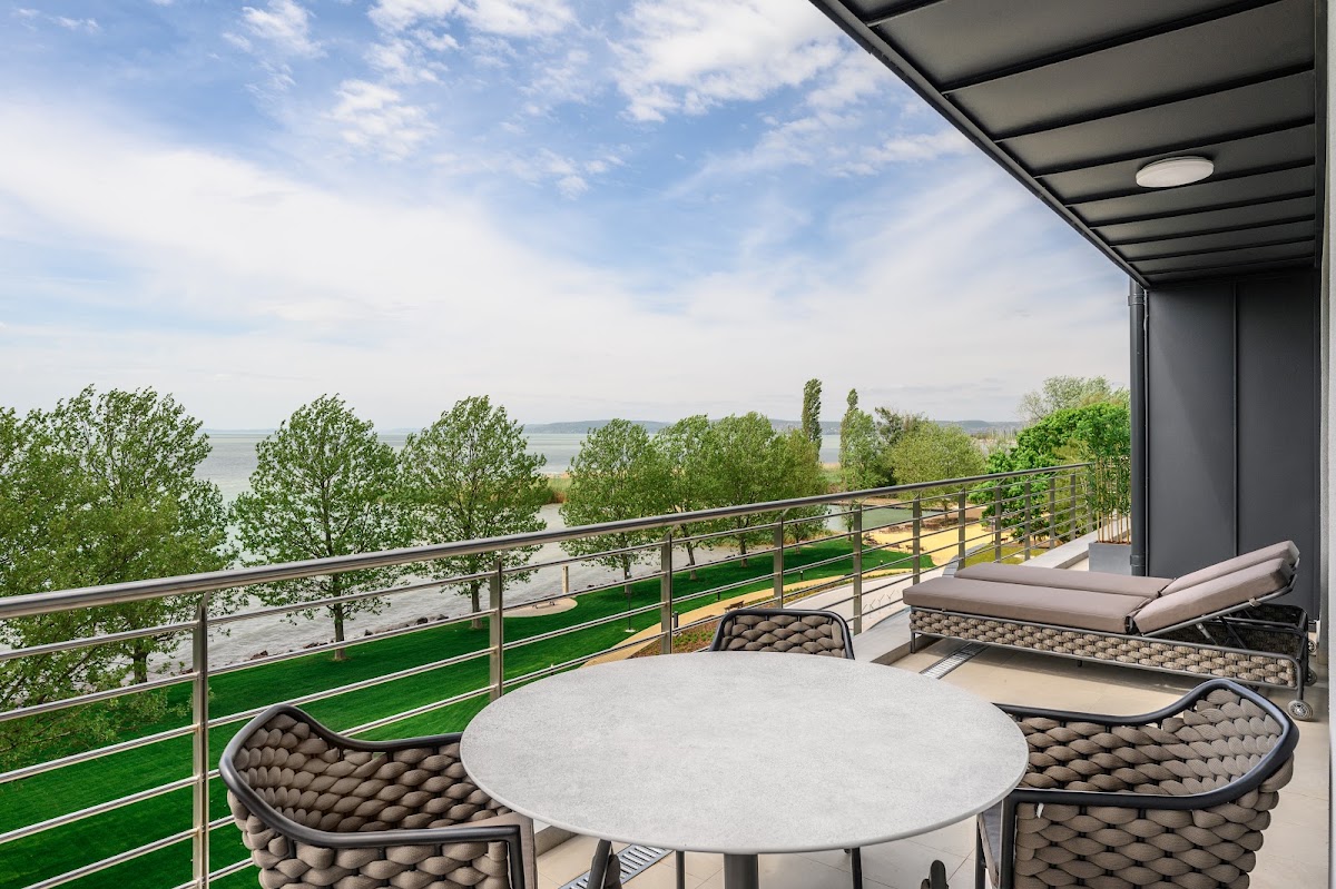 Kenese Bay Garden Resort & Conference