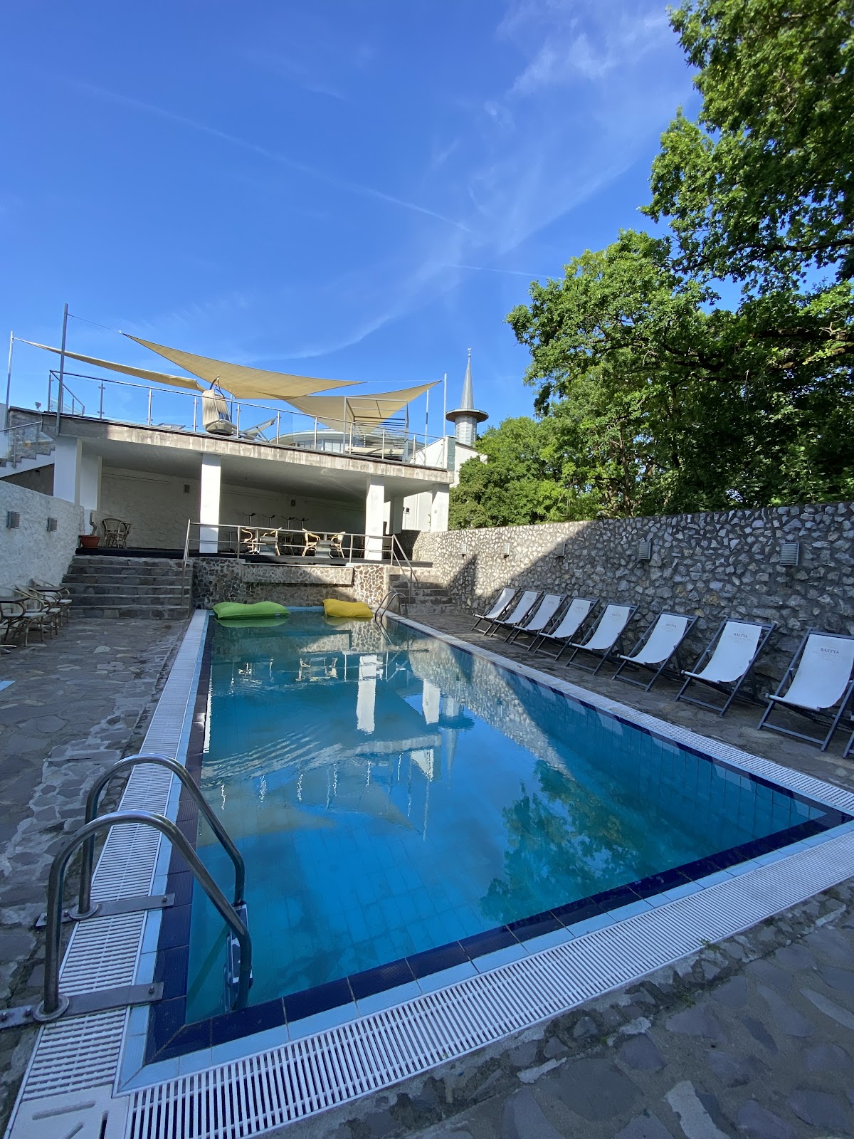 Bástya Hotel