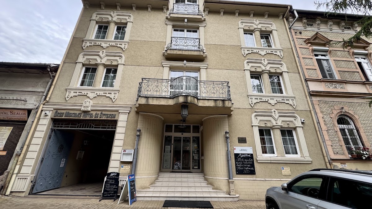 Old Miskolcz Hotel & Restaurant