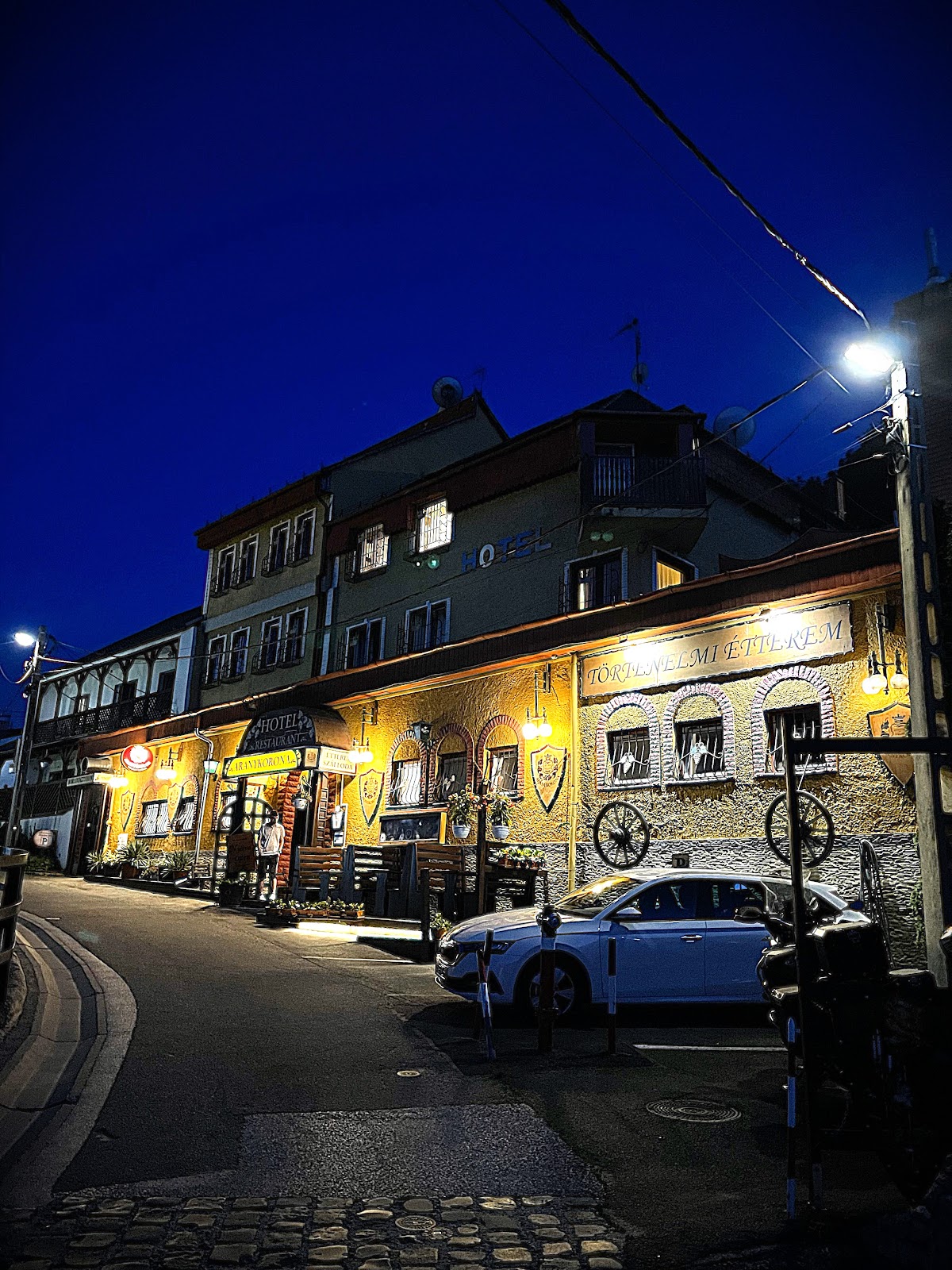 Aranykorona Hotel