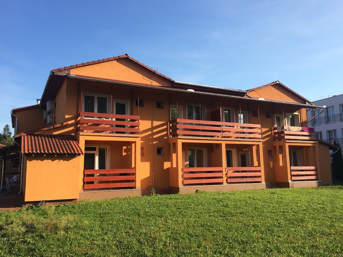 Hungária Panzió és Étterem