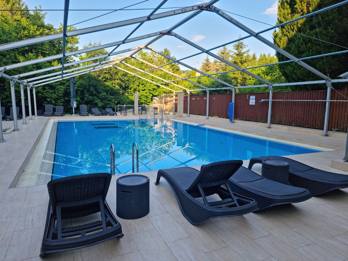 Alfa Hotel and Wellness Center