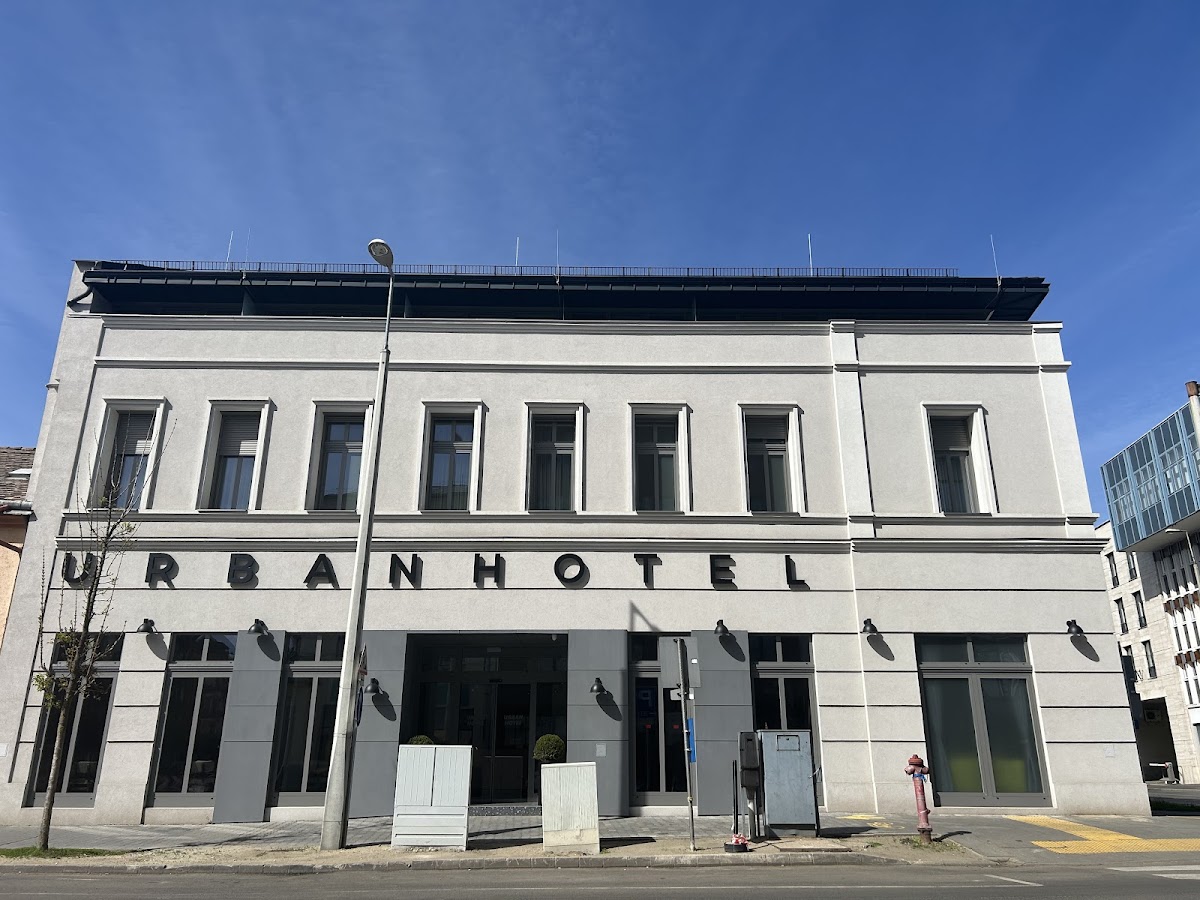 Urban Hotel