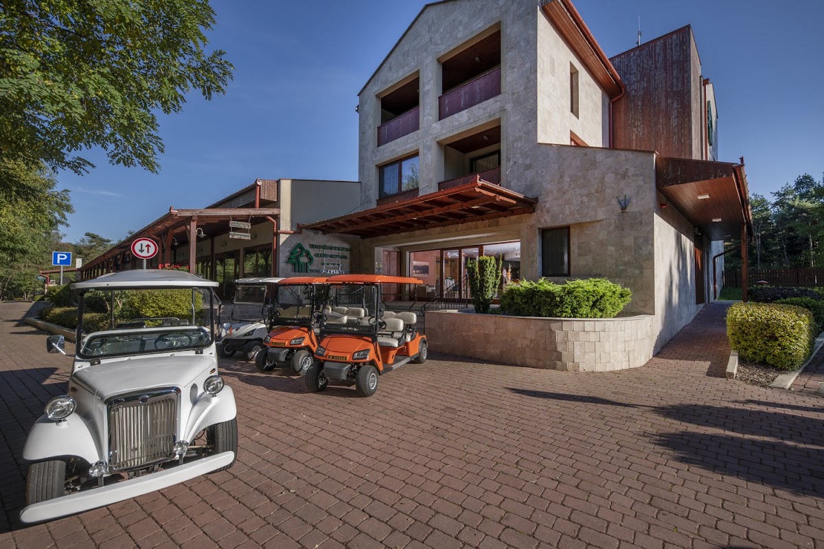 Erdőspuszta Club Fenyves Hotel and Restaurant