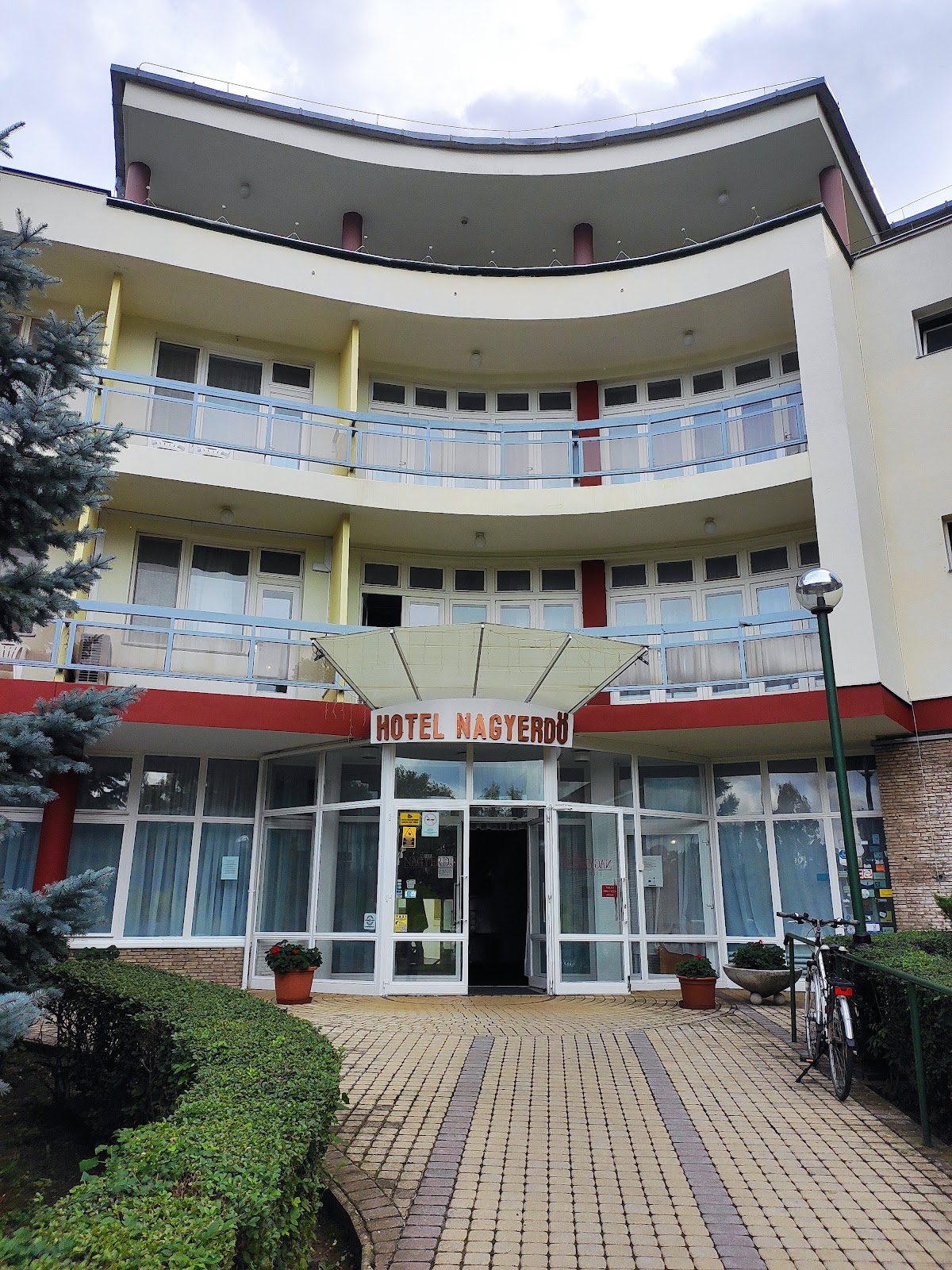 Hotel Grand Forest