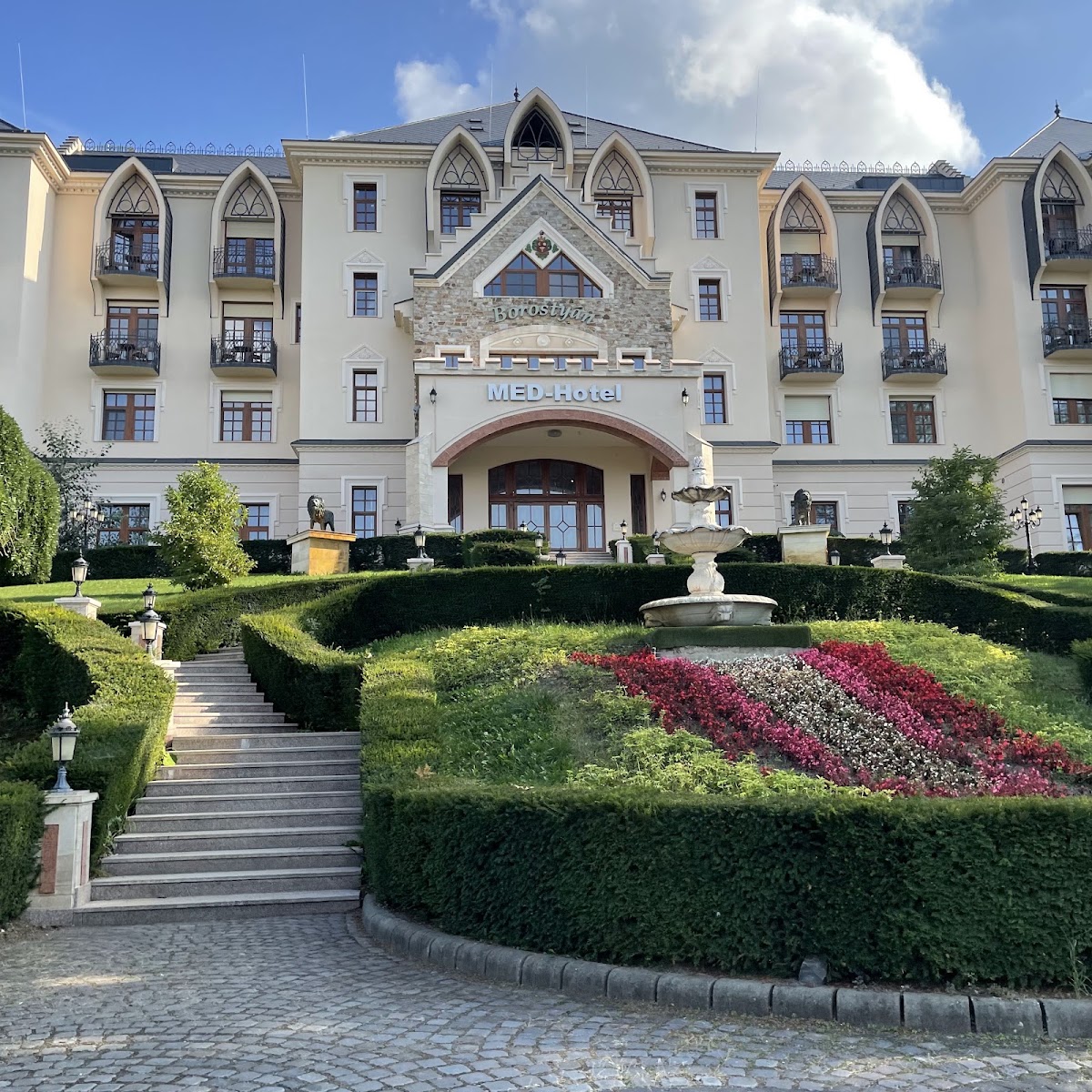 Borostyán Med Hotel