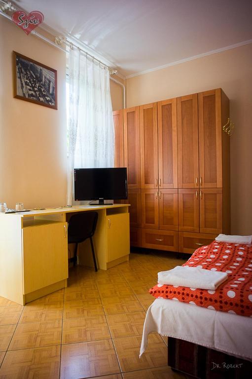 Cívis House Szállás