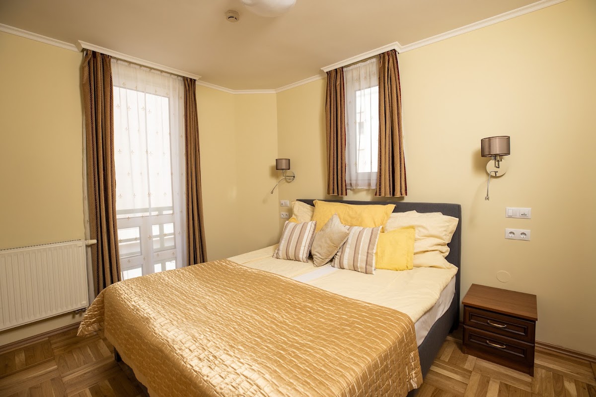 Dóm Hotel