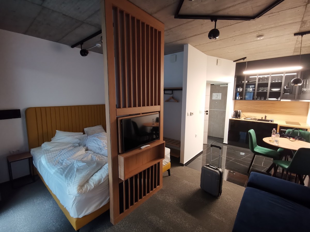 Noir Hotel