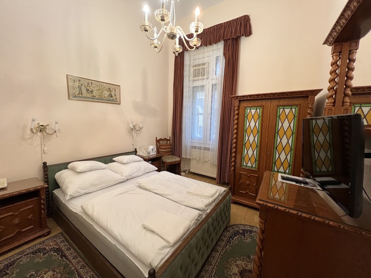 Tisza Hotel