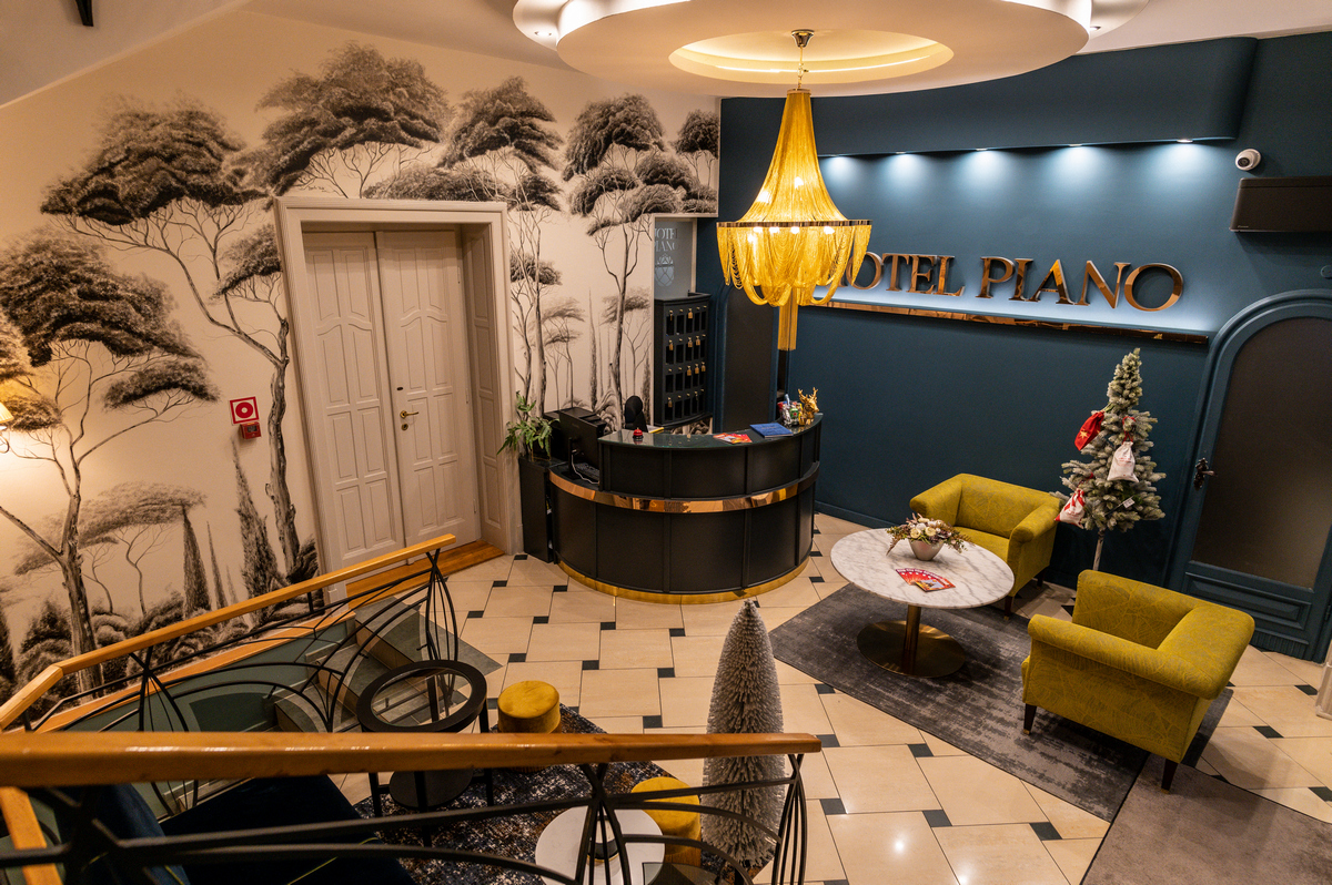 Hotel Piano