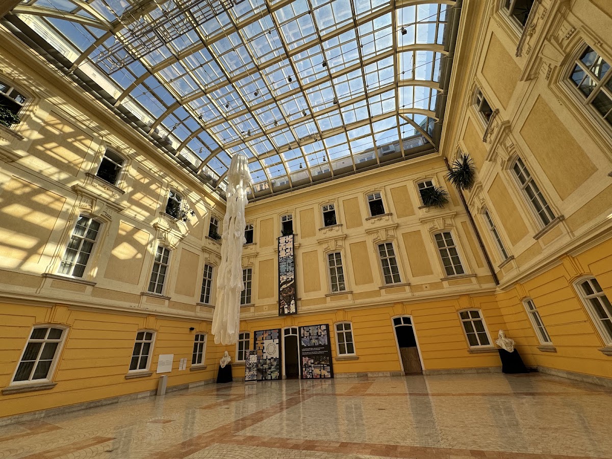 Budapesti Történeti Múzeum - Vármúzeum / Budapest History Museum - Castle Museum