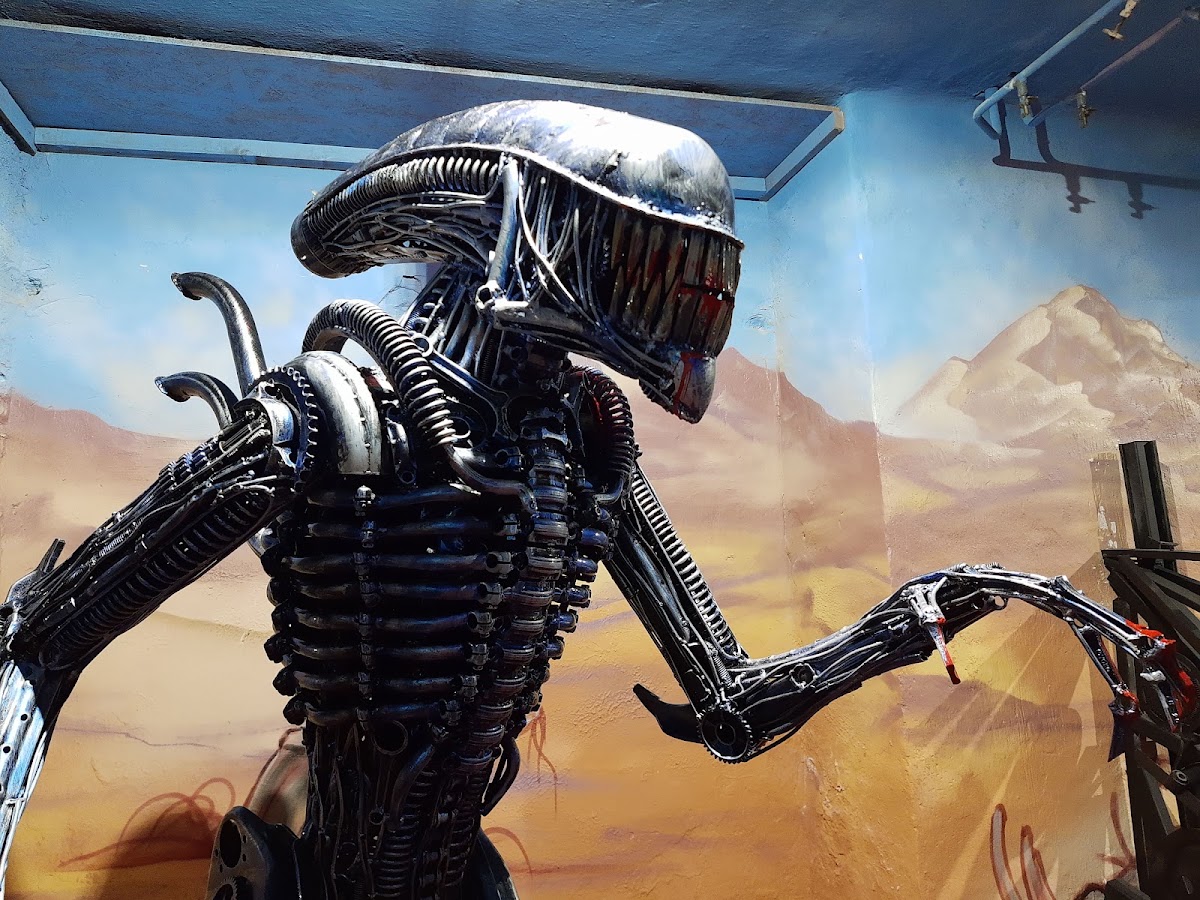 Amazing Metal Art Gallery