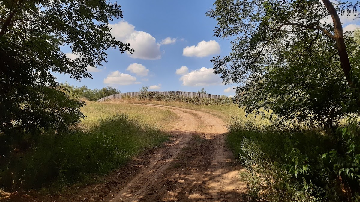 S. turistajel (sárga), Kartács u.