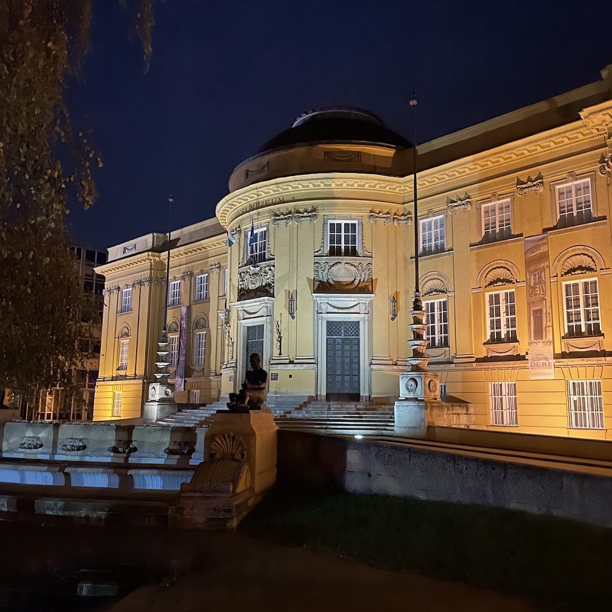 Múzeum park