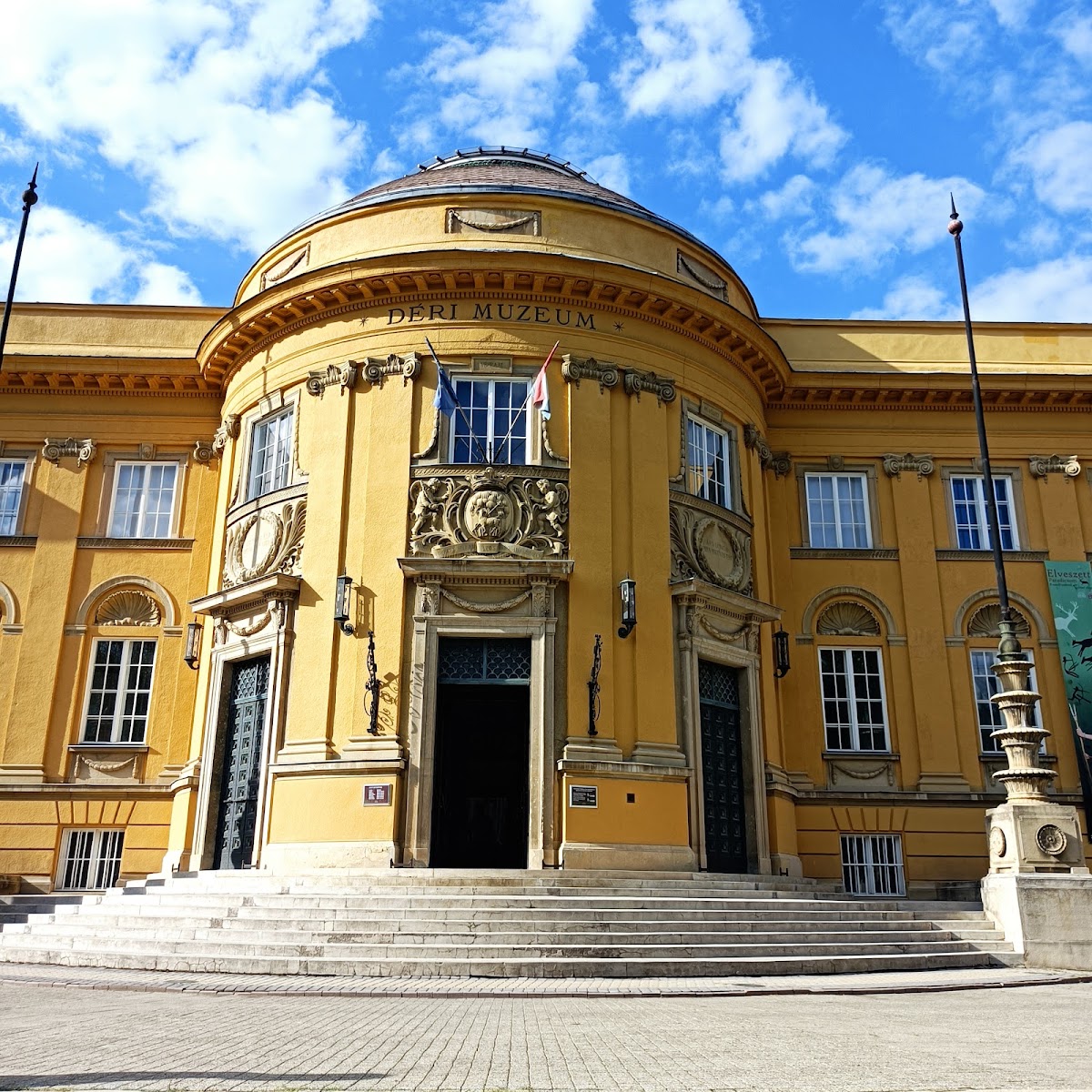 Déri Museum