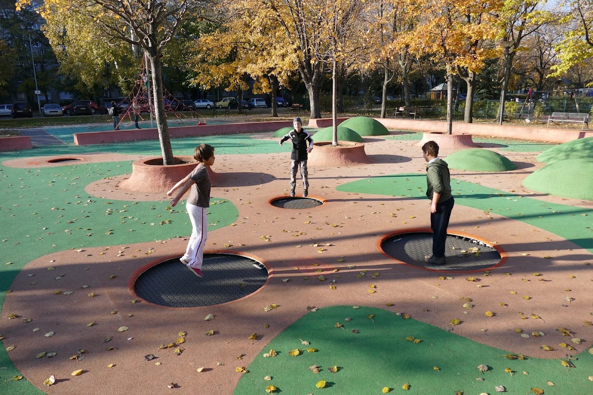 Bikás park