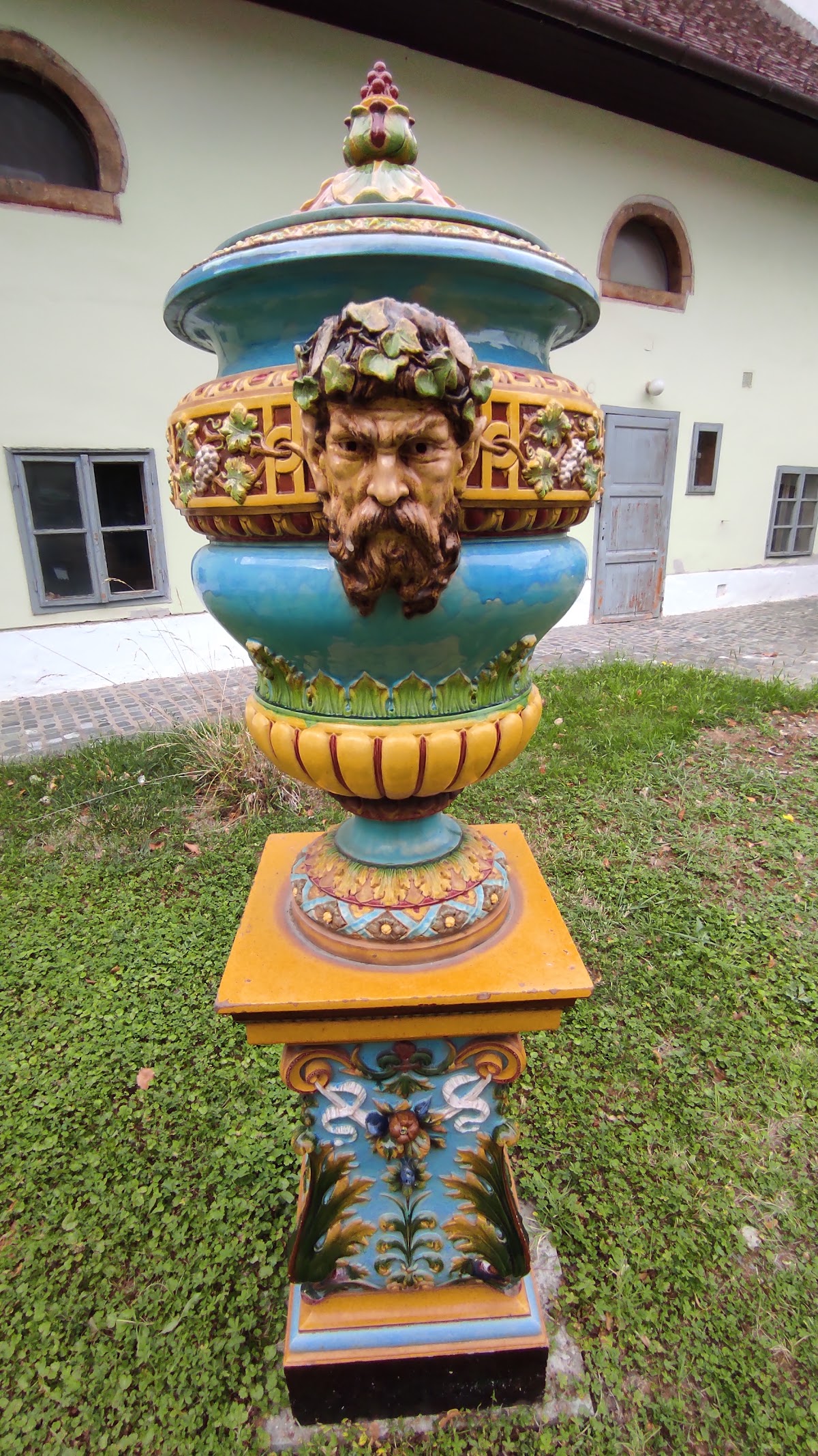 Zsolnay Porcelain Museum