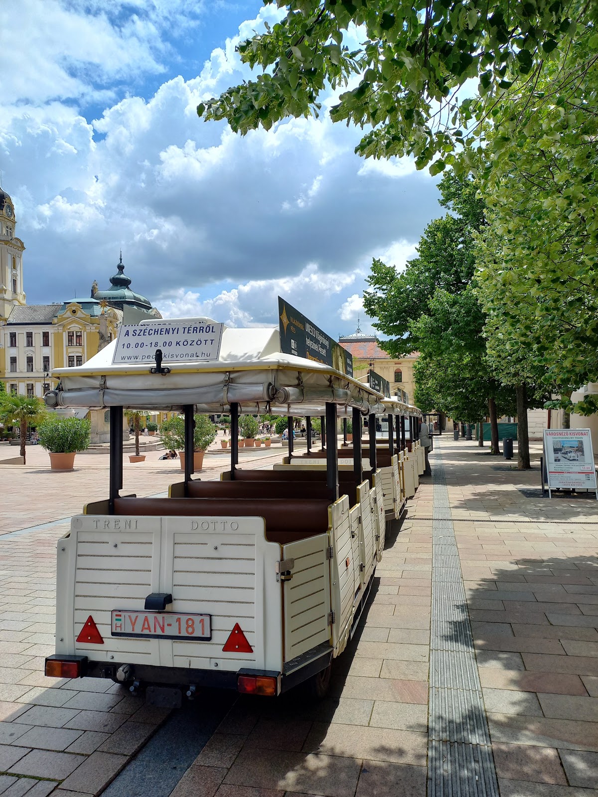 Széchenyi square