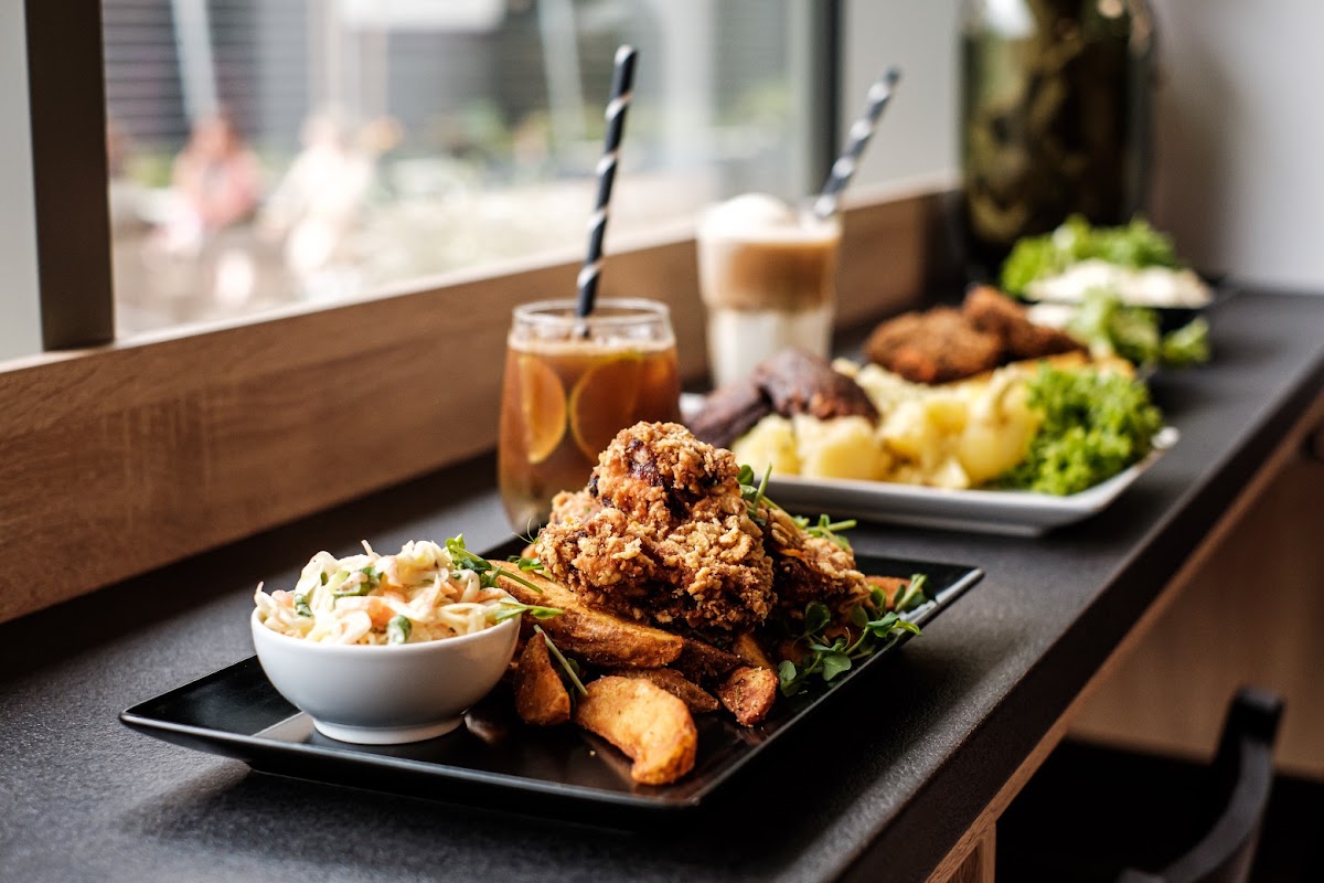 UMAMI Cafe and Restaurant