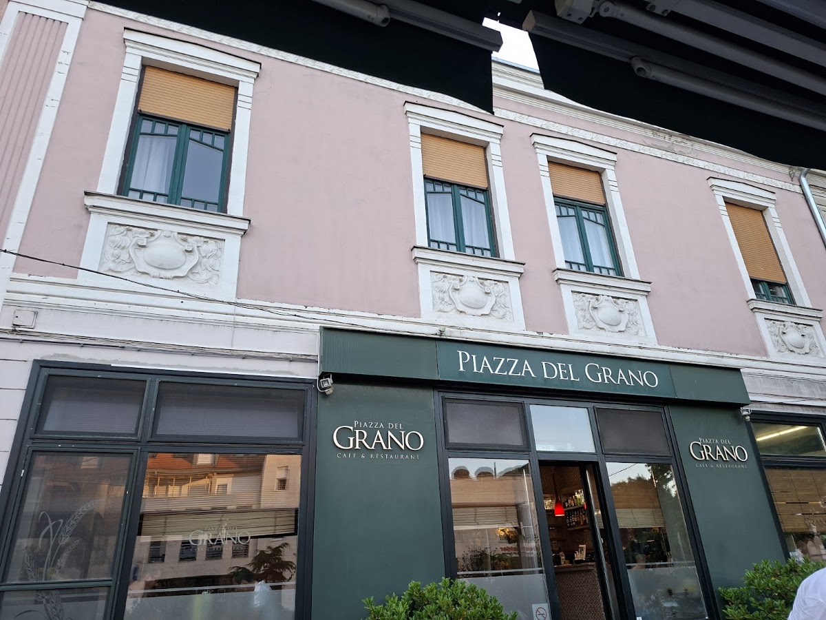 Piazza del Grano