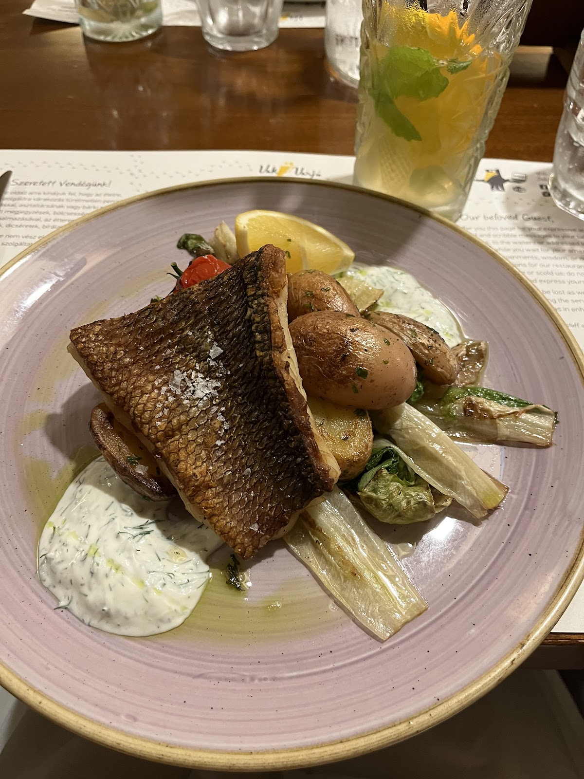VakVarjú Restaurant