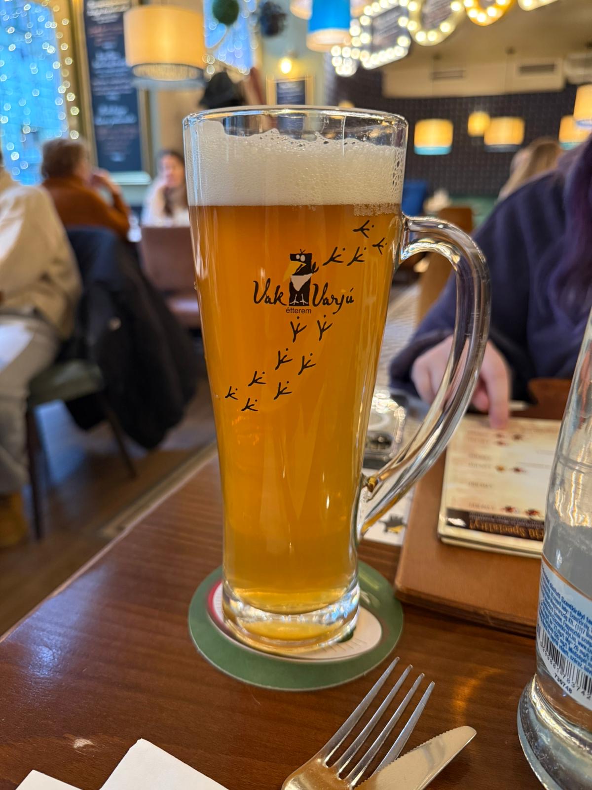 VakVarjú Restaurant