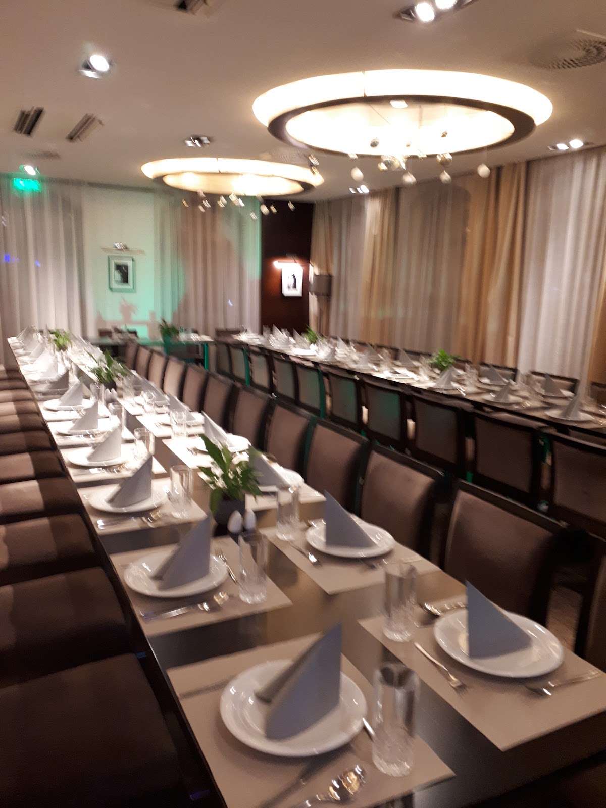 Crystal Restaurant