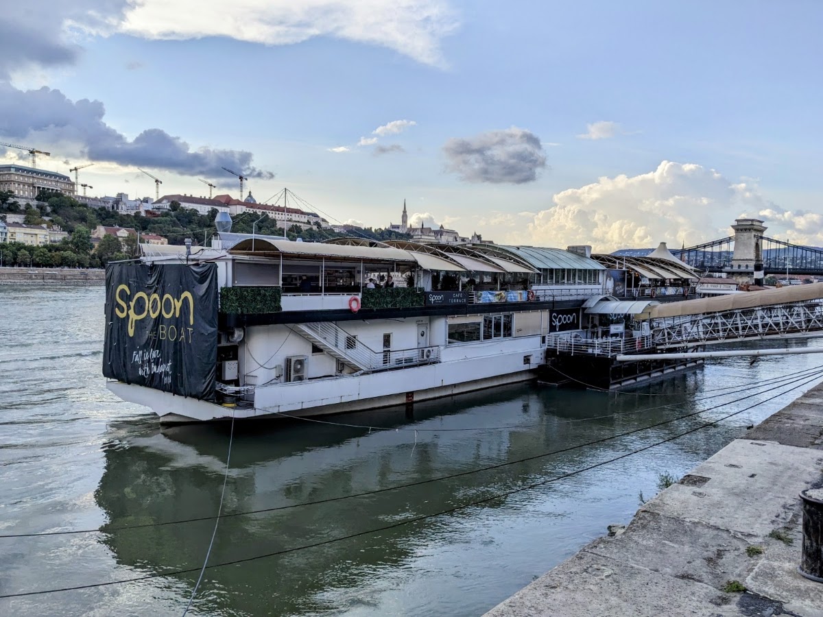 Spoon The Boat