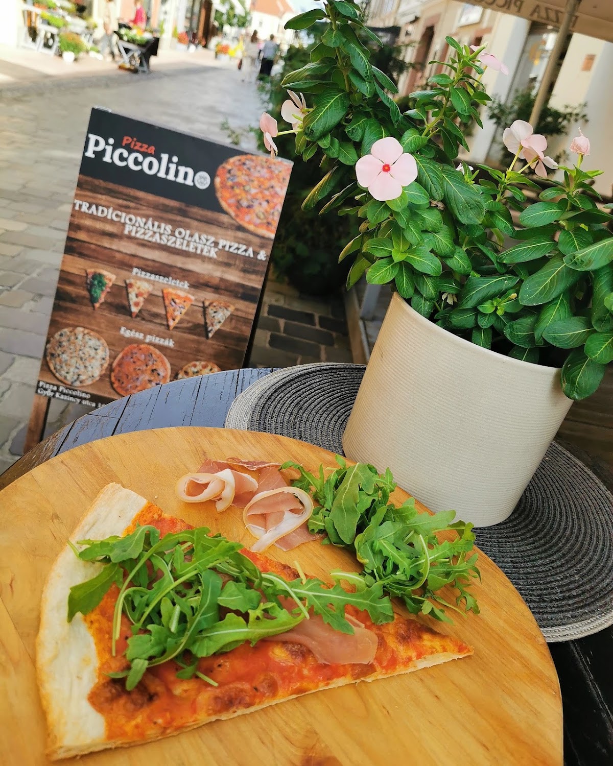 Pizza Piccolino