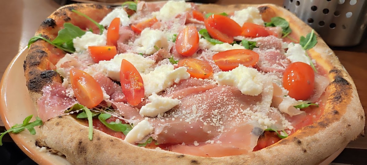 Vito’s Napoletana Pizzéria