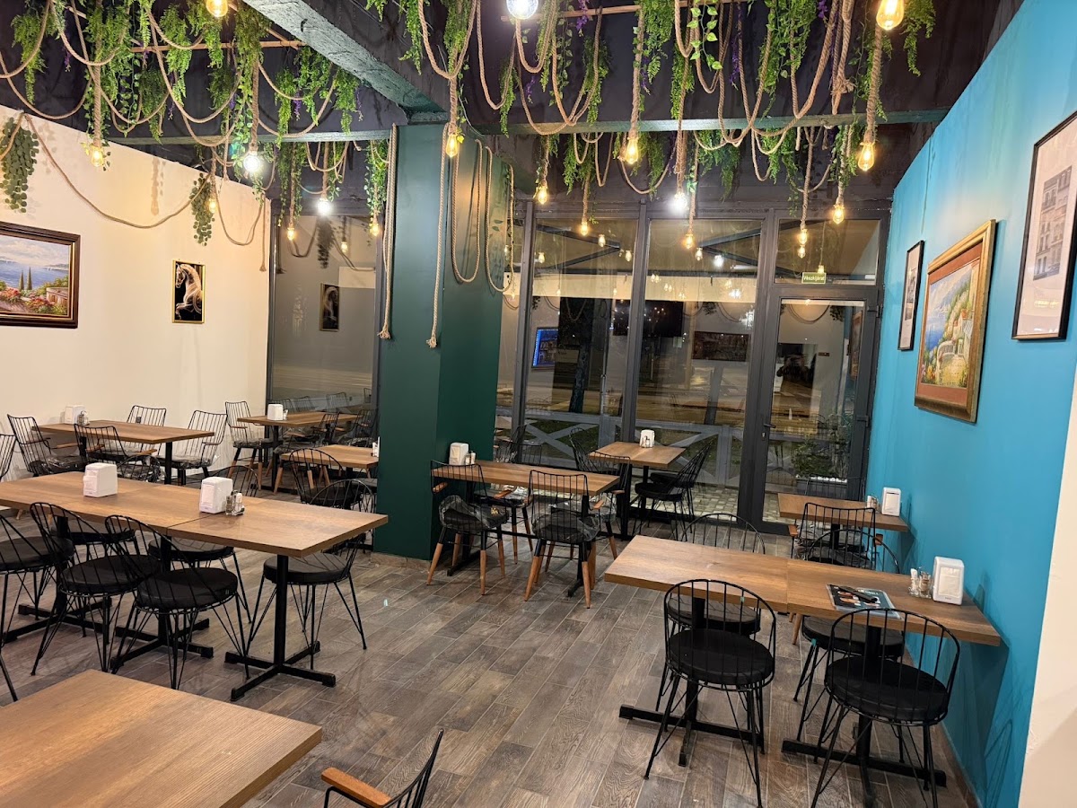 Izmir Kebab Grill
