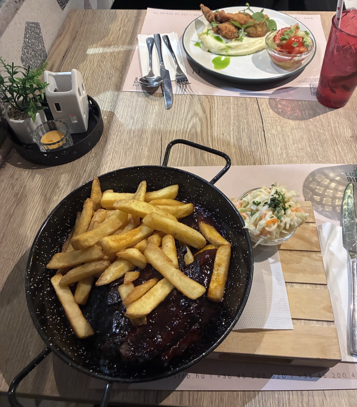 Lignum Bistro&Café