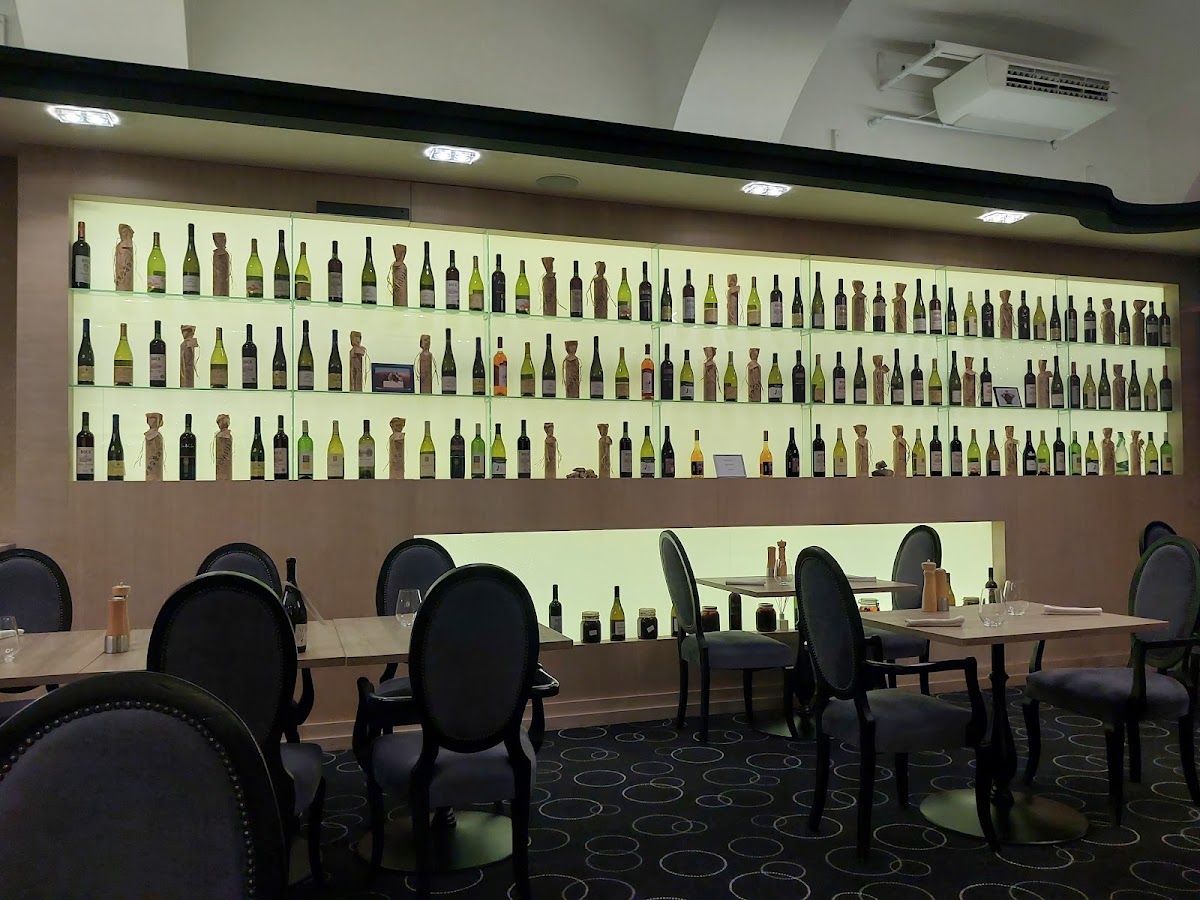 IKON Restaurant