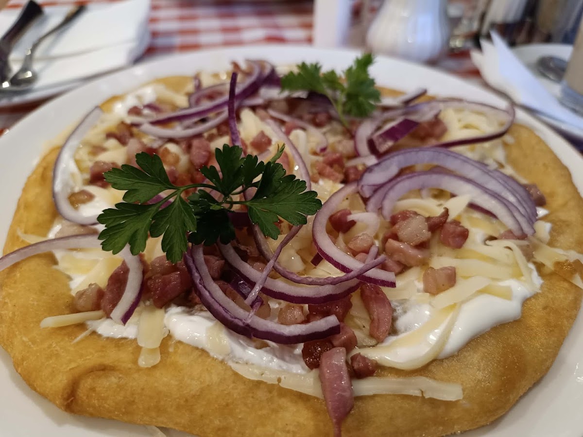 Hell's Kitchen – Hungarian Restaurant