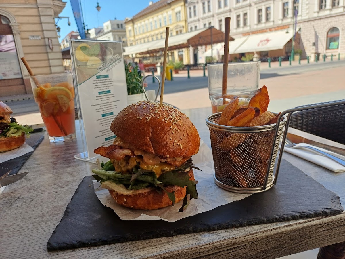 Bistorant Restaurant & Winebar