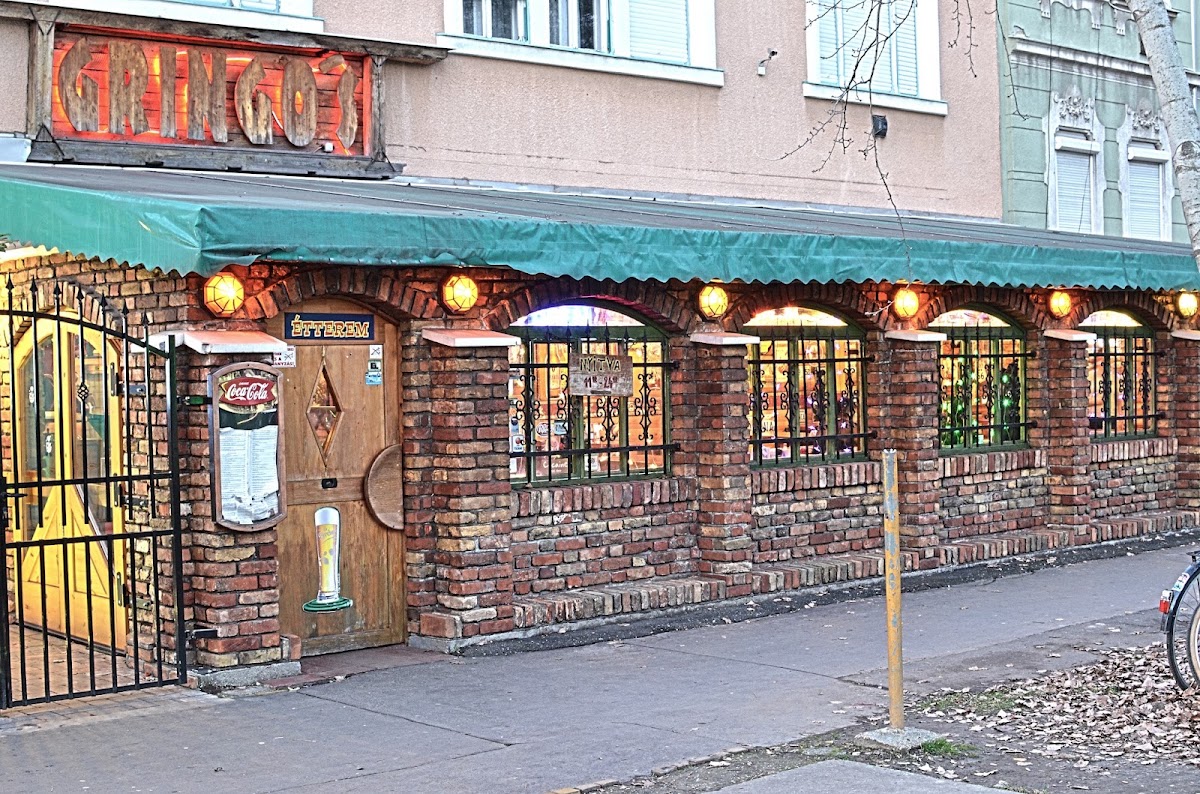 Gringos Cantina